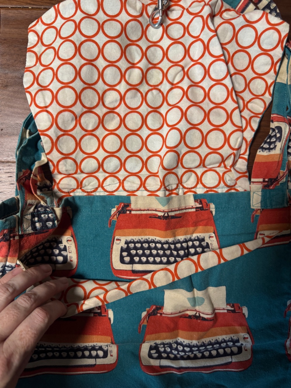 Typewriter Print Shoulder Bag - Picture 5 of 5